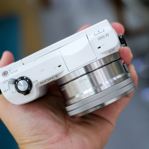Sony A5000  + kit 16-50mm - Hàng cũ