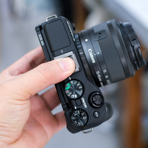 Canon EOS M3 + Kit Lens 15-45mm - Likenew (Body Only)