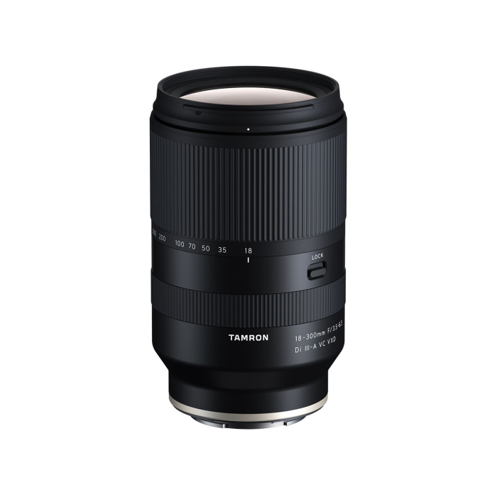 Tamron 18-300mm f/3.5-6.3 Di III-A VC VXD for Fujifilm X - Likenew Fullbox