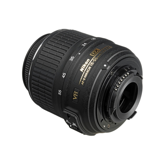 Nikon AF-S DX 18-55mm f/3.5-5.6G VR - Likenew 95%