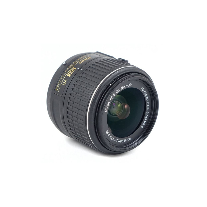 Nikon AF-S 18-55mm f/3.5-5.6 VR II - Likenew 98%