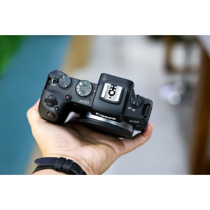Canon EOS RP - (Body) Likenew
