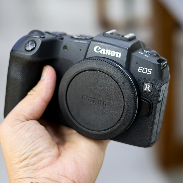Canon EOS RP - (Body) Likenew