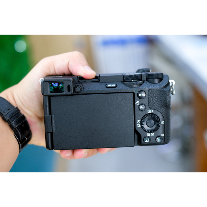 Sony A6700 - Likenew (Body Only)